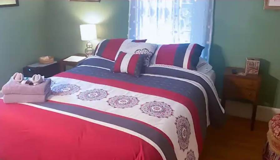 Sara's room