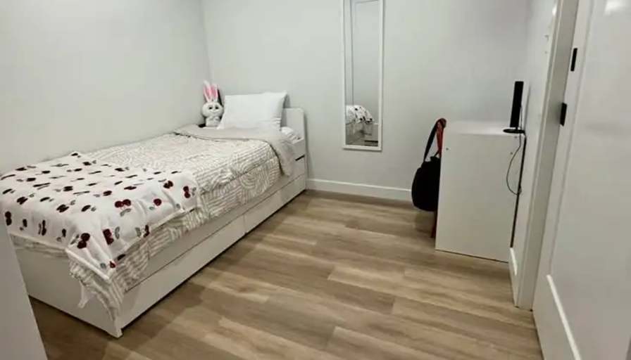 Paulina Teresa Garcia Isa's room