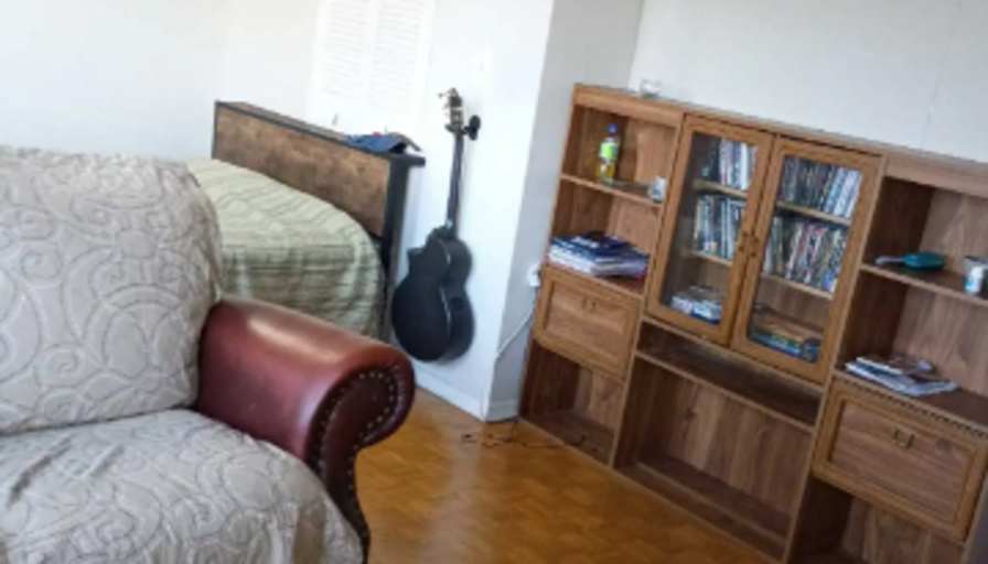 doug's room