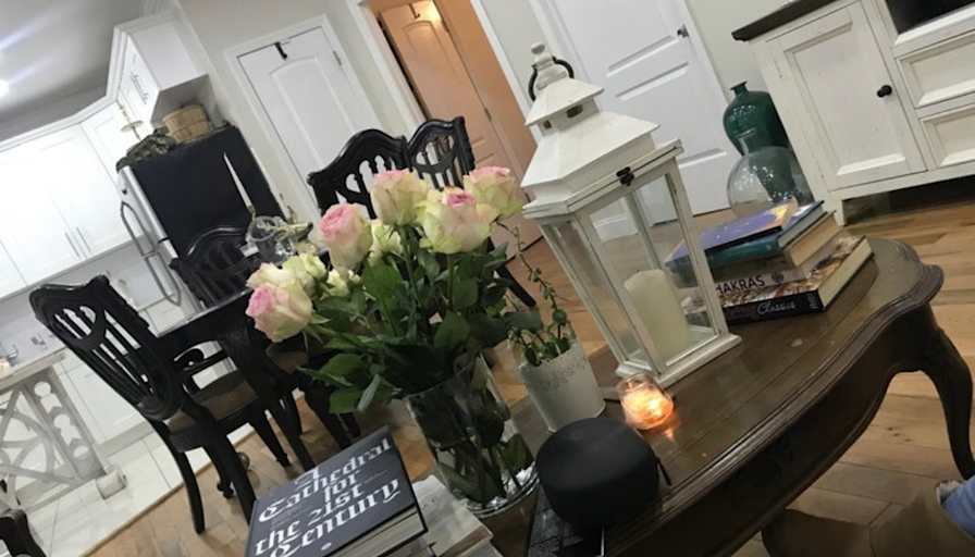 Yoya Henriquez's room