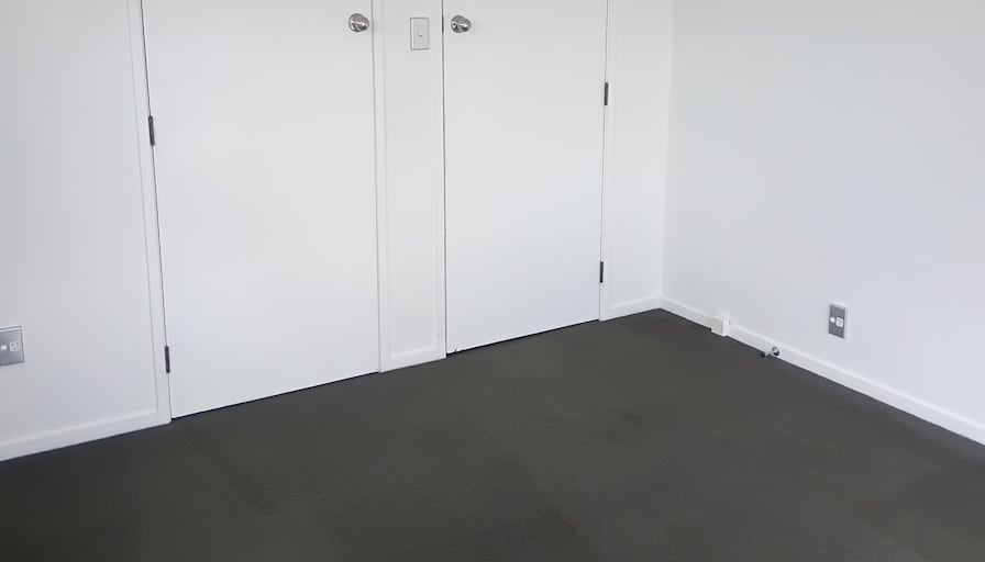 stefan davis's room