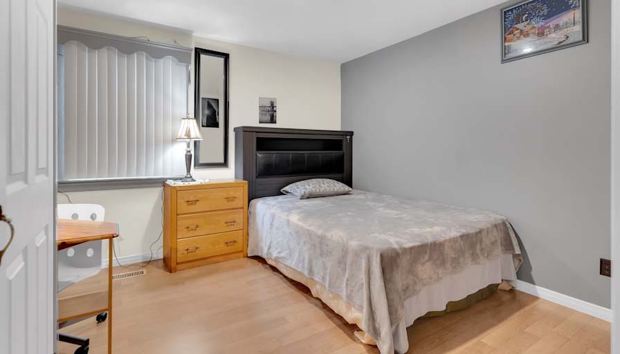 Palmy's room