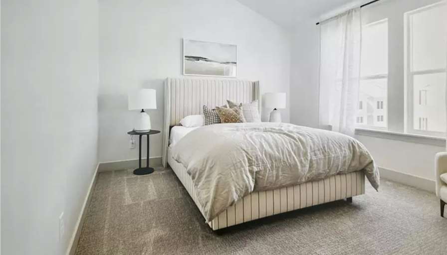 Jenny's room