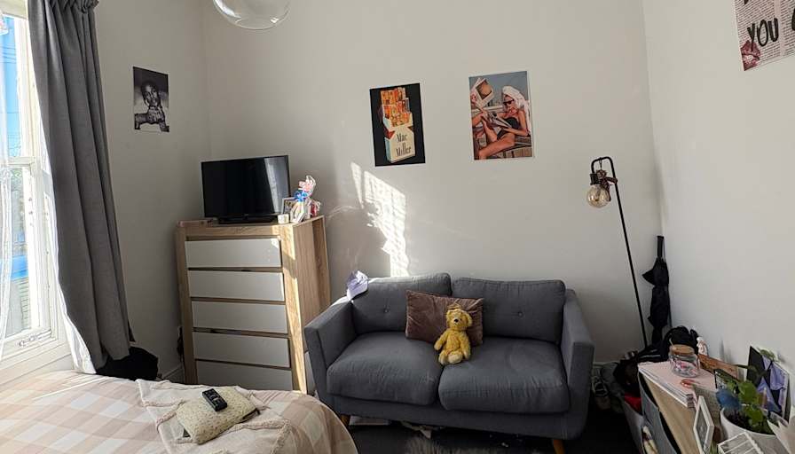 Lacy's room