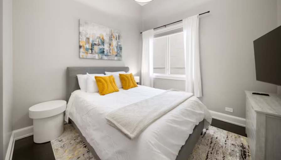Victoria's room