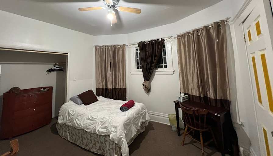 Cote's room