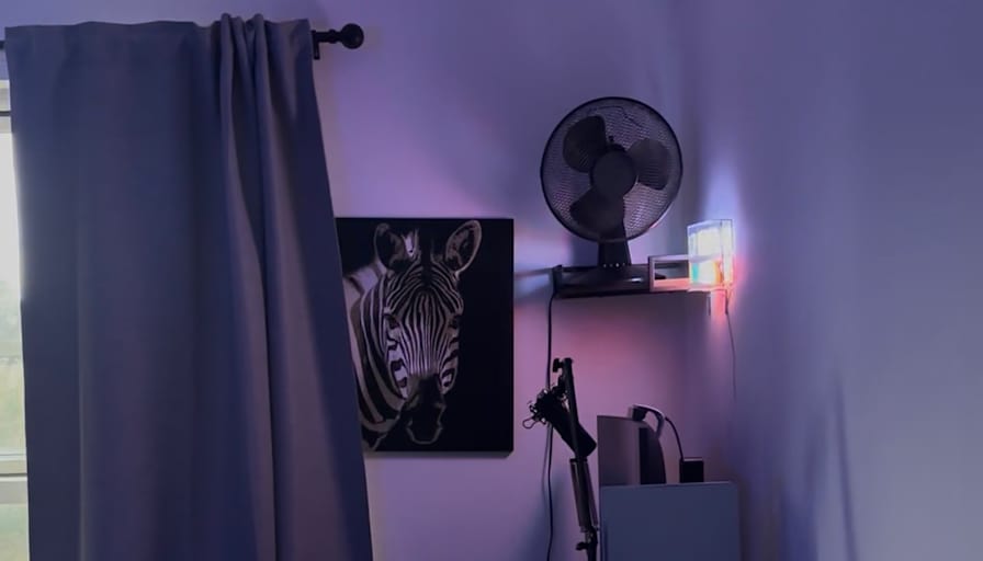 Khaz's room