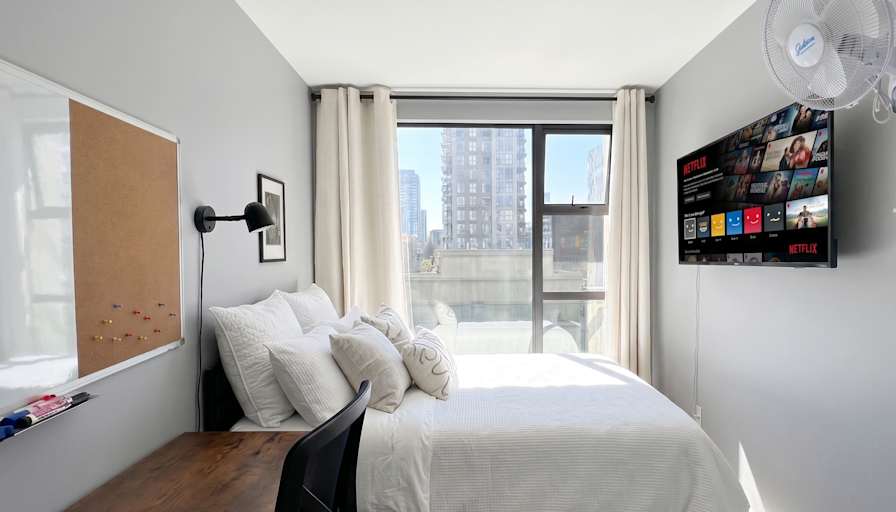 Valerie's room