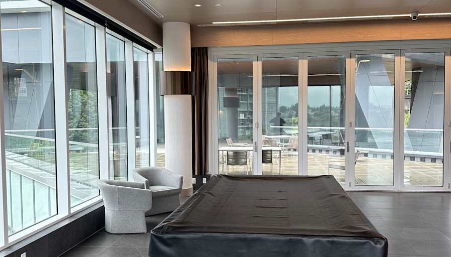 Carlo's room