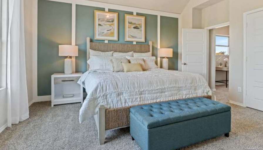 Courtlin's room