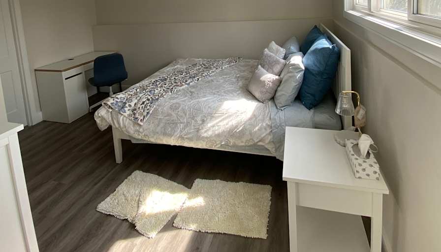 M. Maurer's room