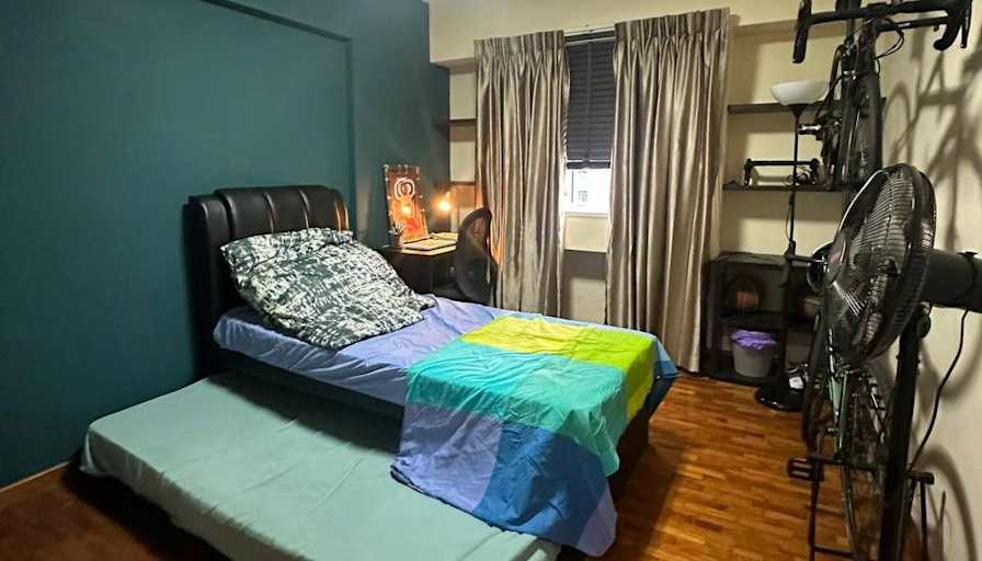 Sharysse's room