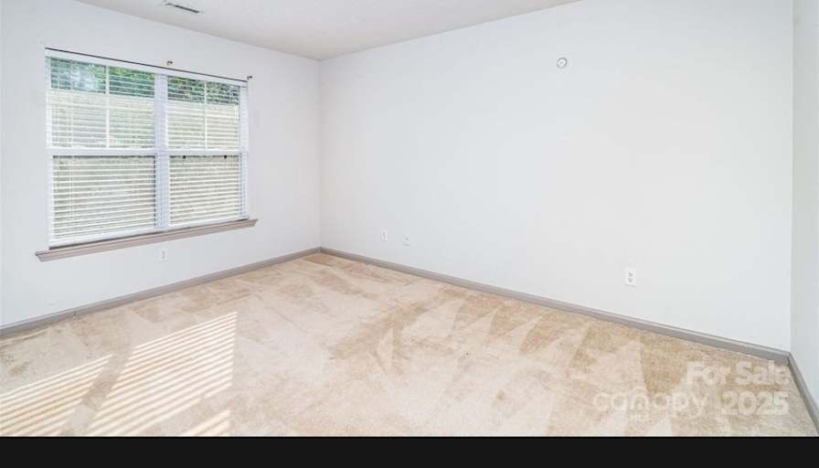 Wumi Olatoye's room