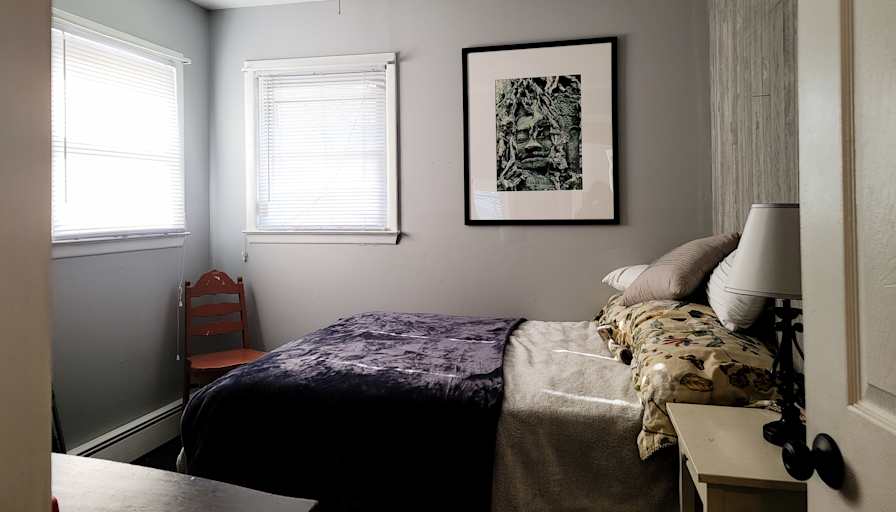 Eva's room
