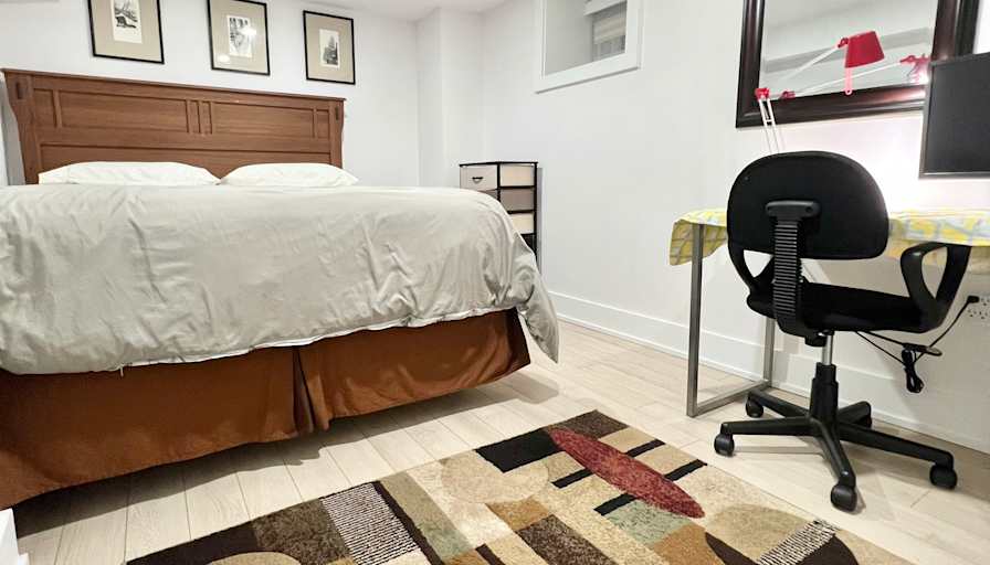 Mark Kay's room
