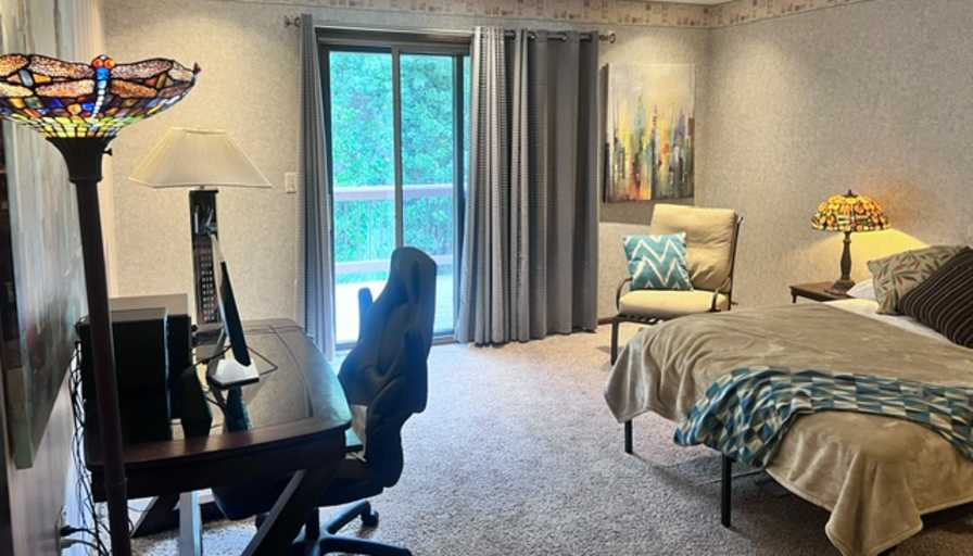Gilligan's room