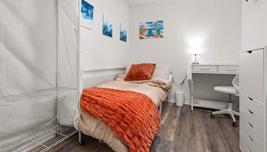 PadSplit's room