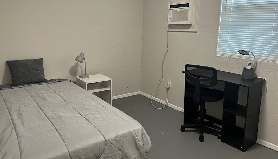 Robert Martinez's room