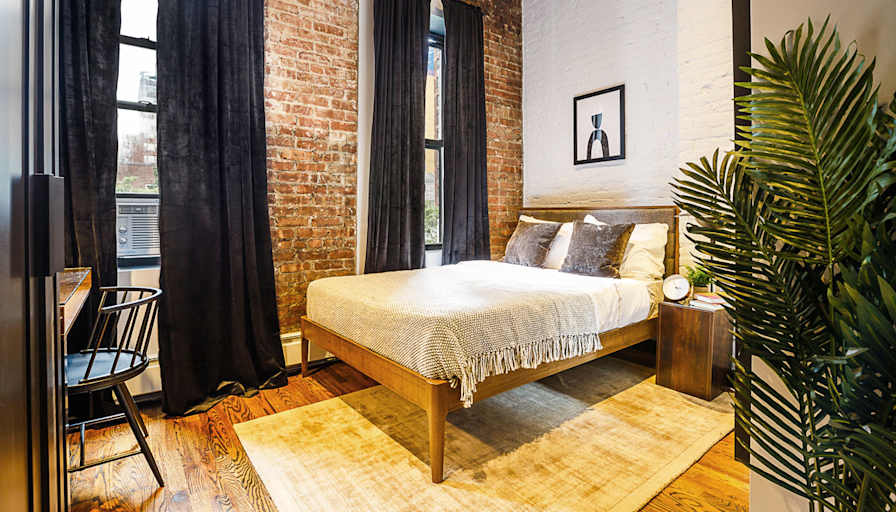 Sam June's room