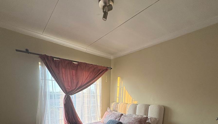 Phiwe's room