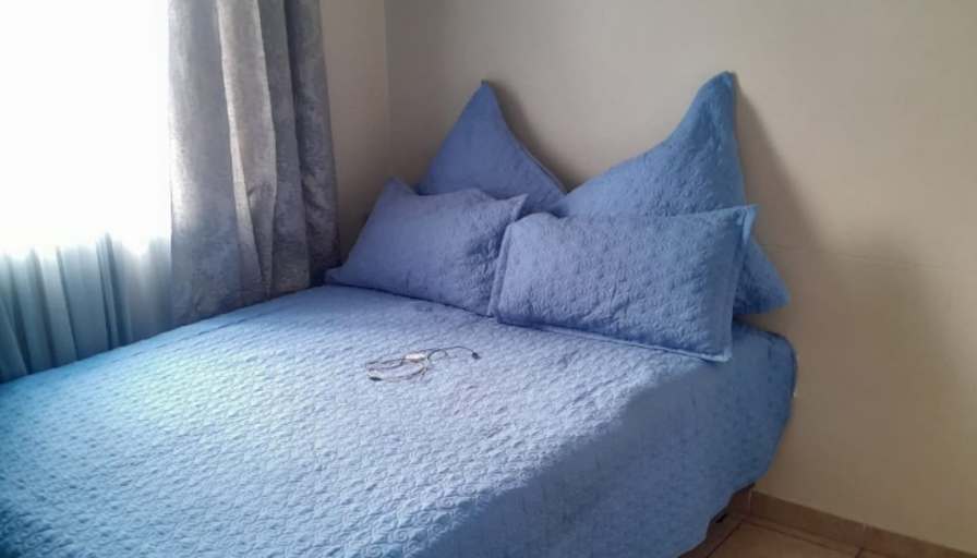 Phumz's room