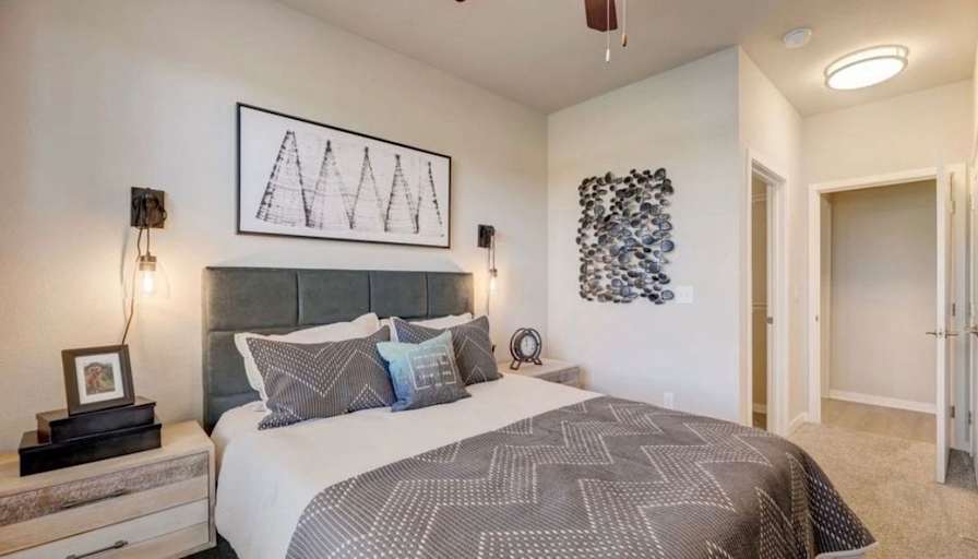 Francesca's room