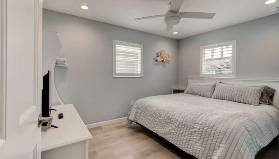 Chloe's room