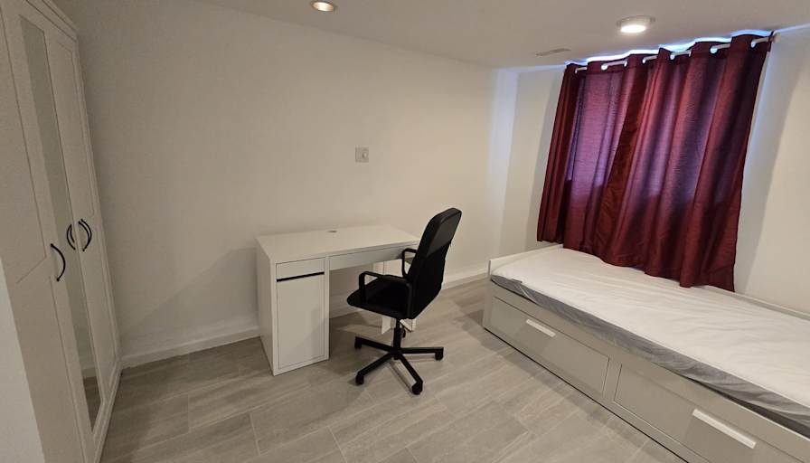 Amir's room