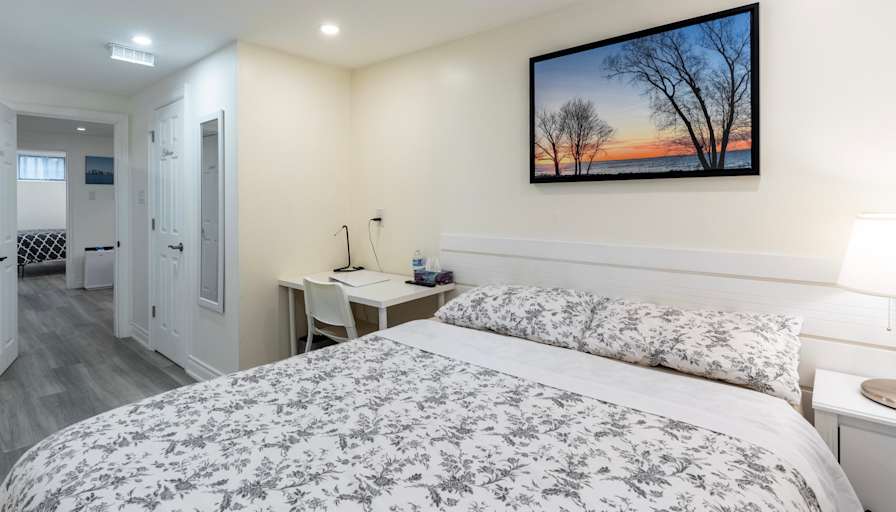 Vivian's room