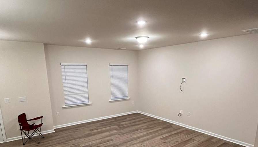 Alcove Rooms's room