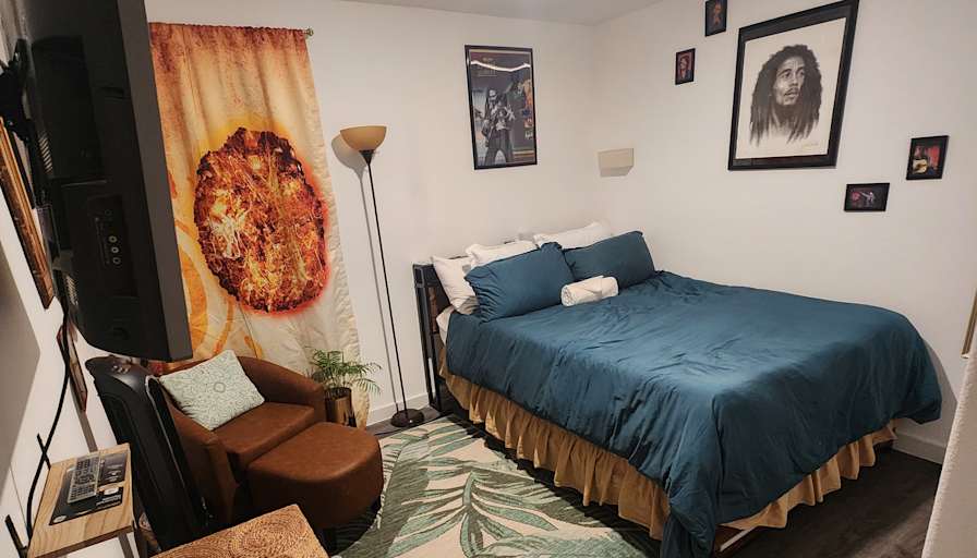 Bri C.'s room