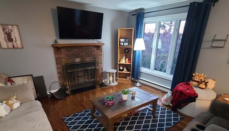 Louise's room