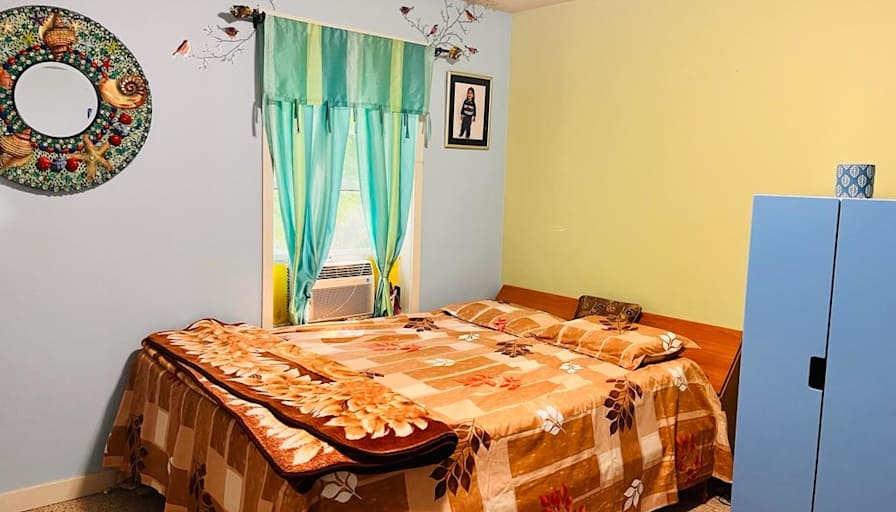 tansaa's room