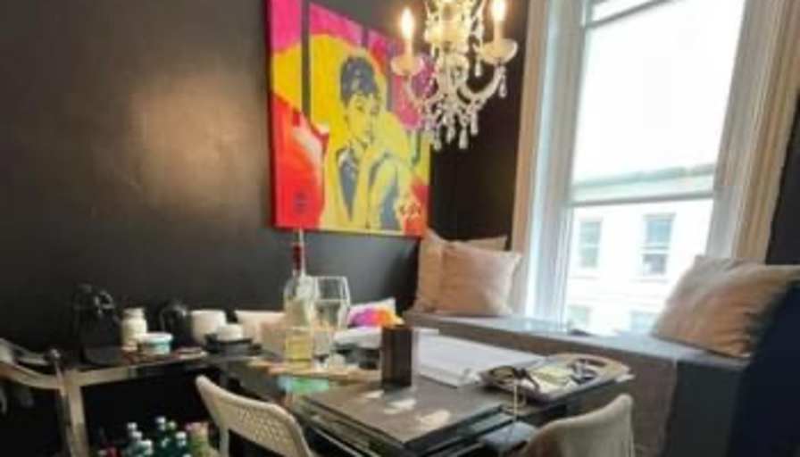 Manureet's room