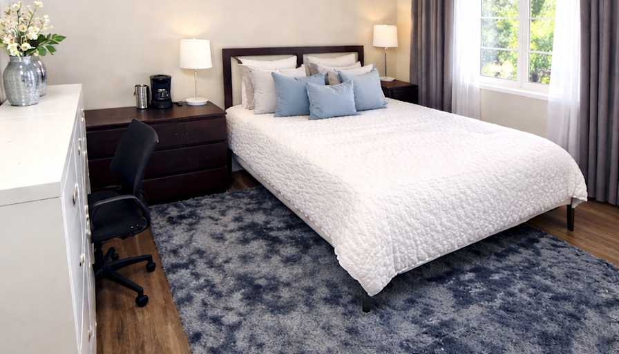 victoria ezell's room