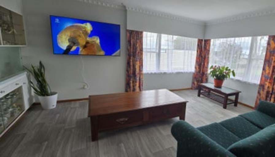 Jay's room