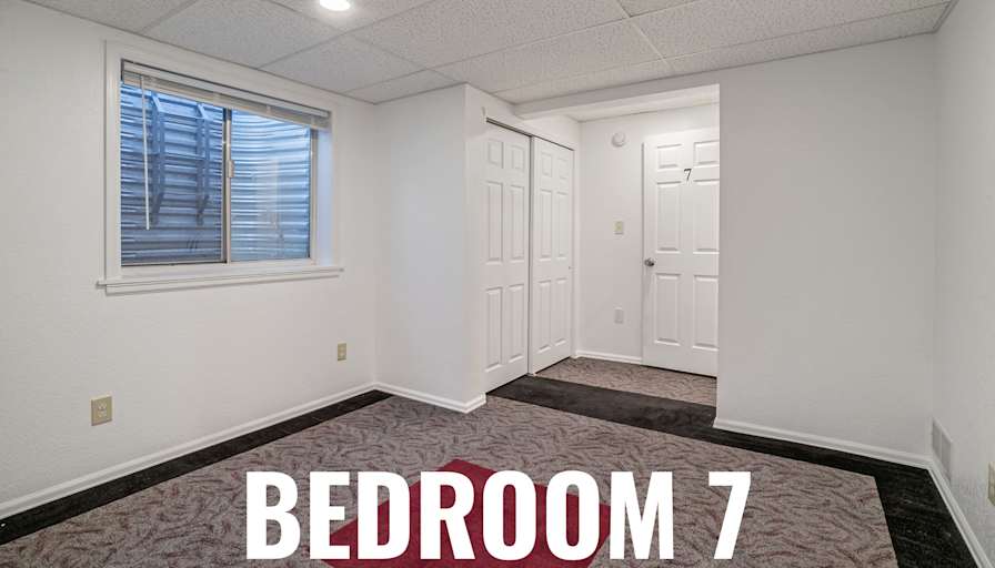 HomeCrew's room