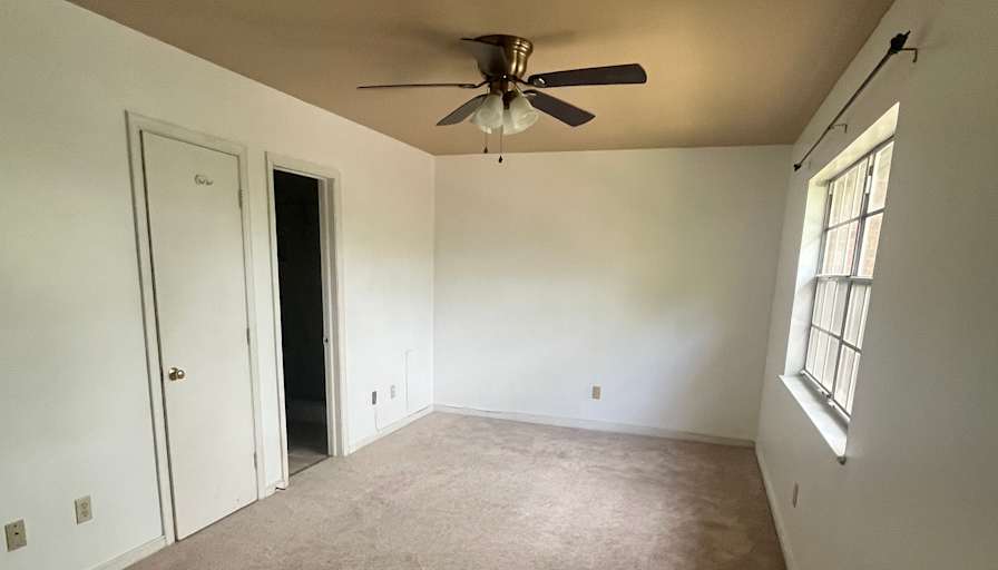 Laryssa's room