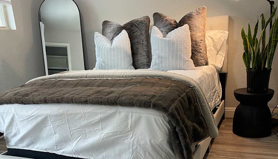 Renley House's room