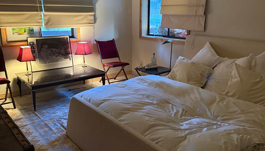 Devon De la salle's room