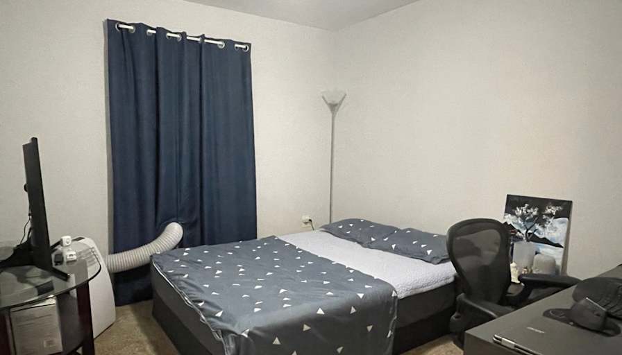Al's room