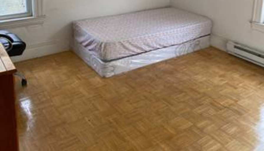 Nikkie's room