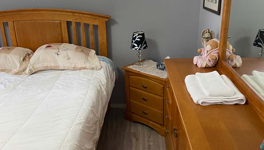 William  Lowe's room