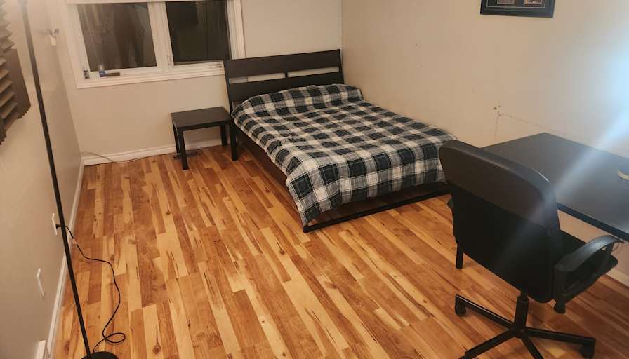 Nnamdi's room