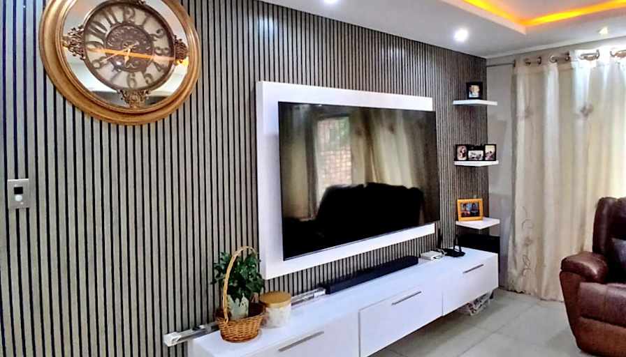 Ruth's room