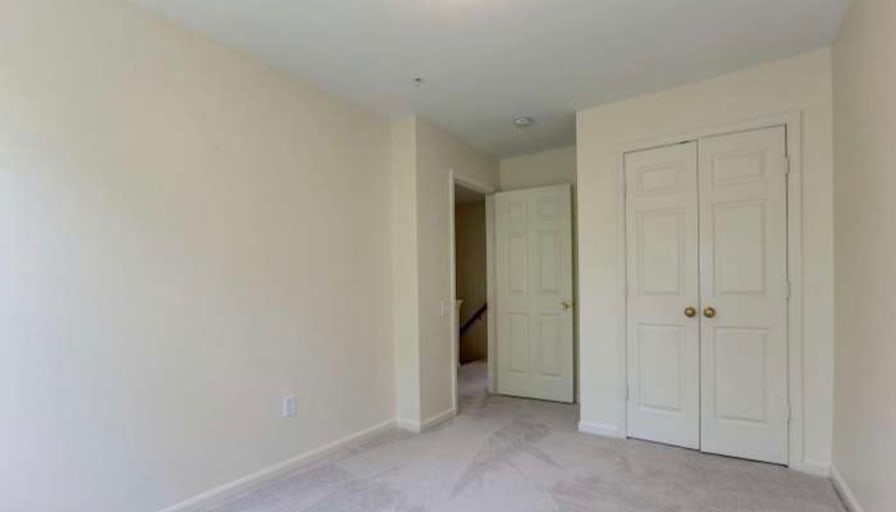 Jenifer's room