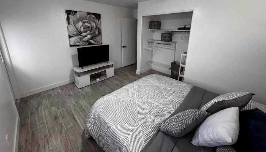 Keiver G's room
