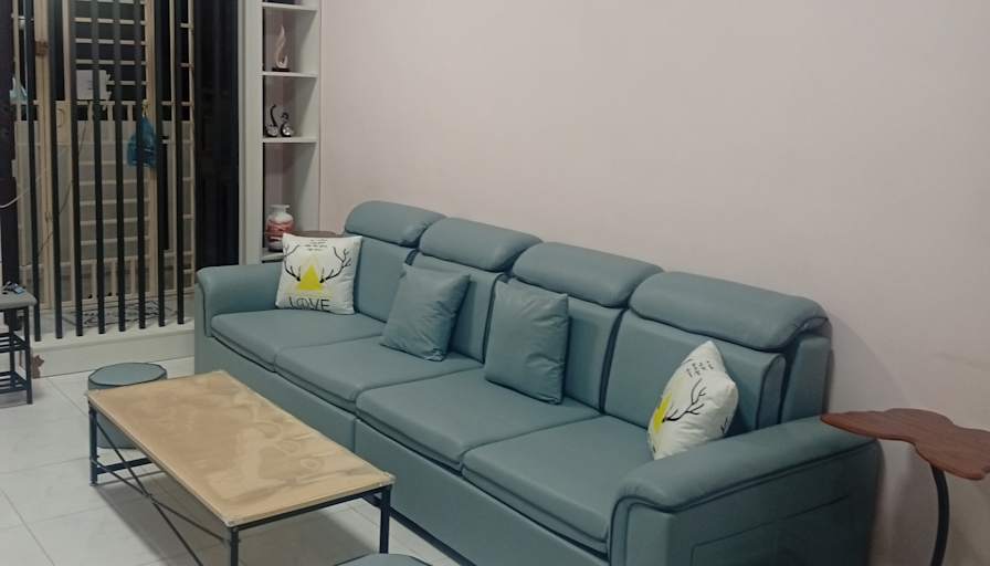 Gary's room