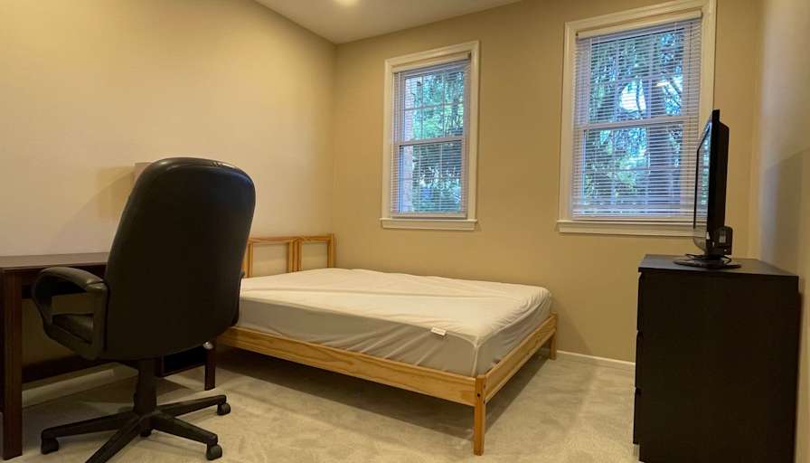 Al's room