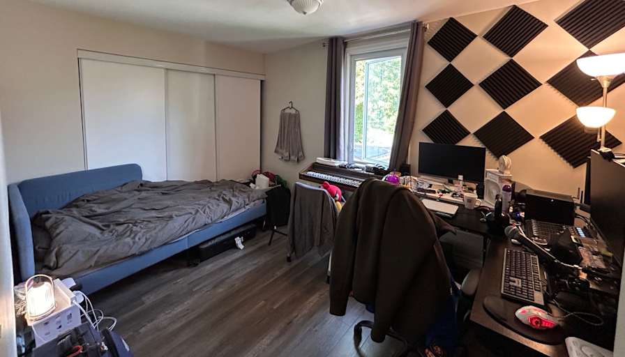 HoiTong's room